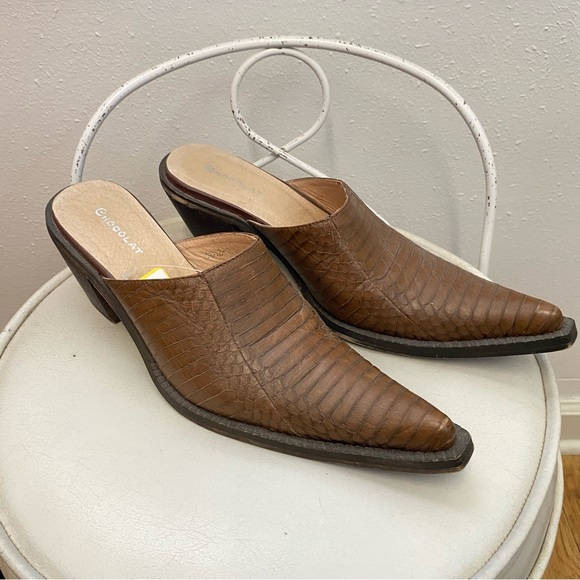 Chocolat Western Mule - Picture 2 of 6